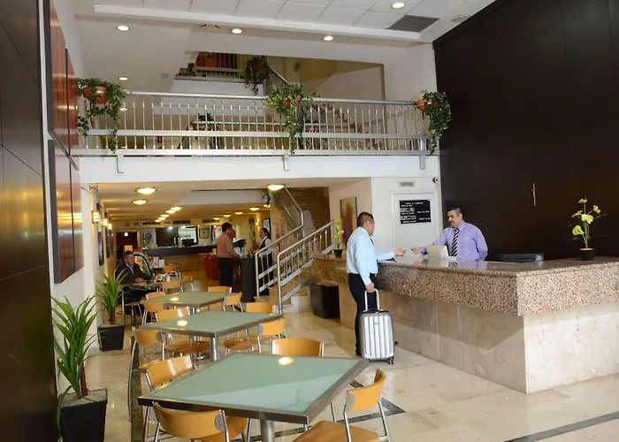 Hotel Madero Express Monterrey